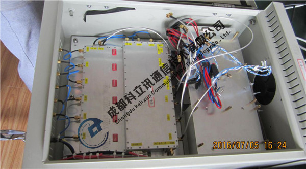 TN2312 UHF波段接收机6通道接收机.jpg