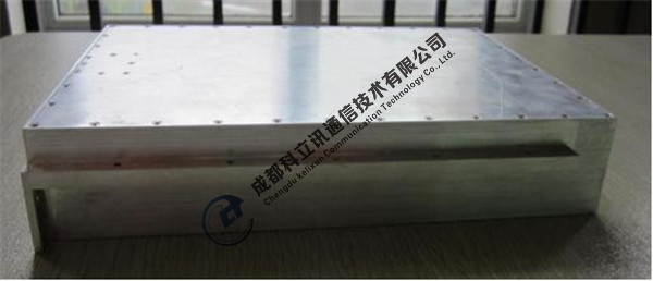 TN3211 宽带接收机（30MHz-8000MHz）.jpg